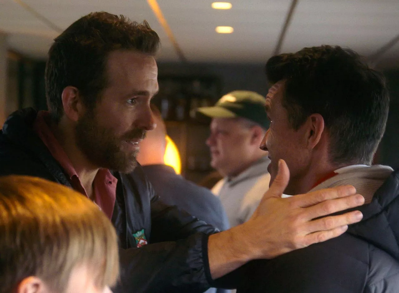 Rob McElhenney and Ryan Reynolds in a scene from 'Welcome to Wrexham' season 3